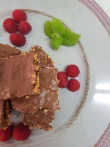 Barritas de Quinoa, Manteiga de Amendoim e Chocolate